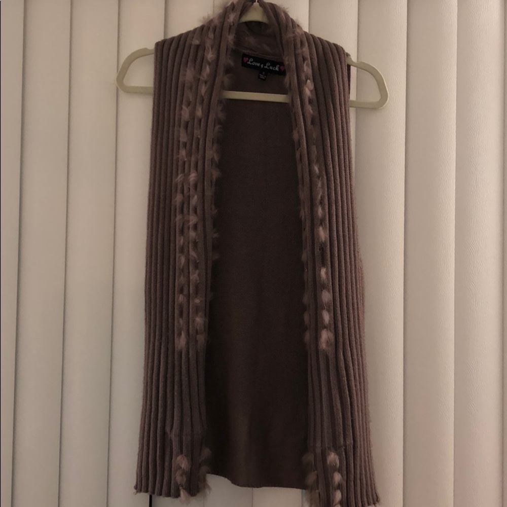 Women’s sweater vest